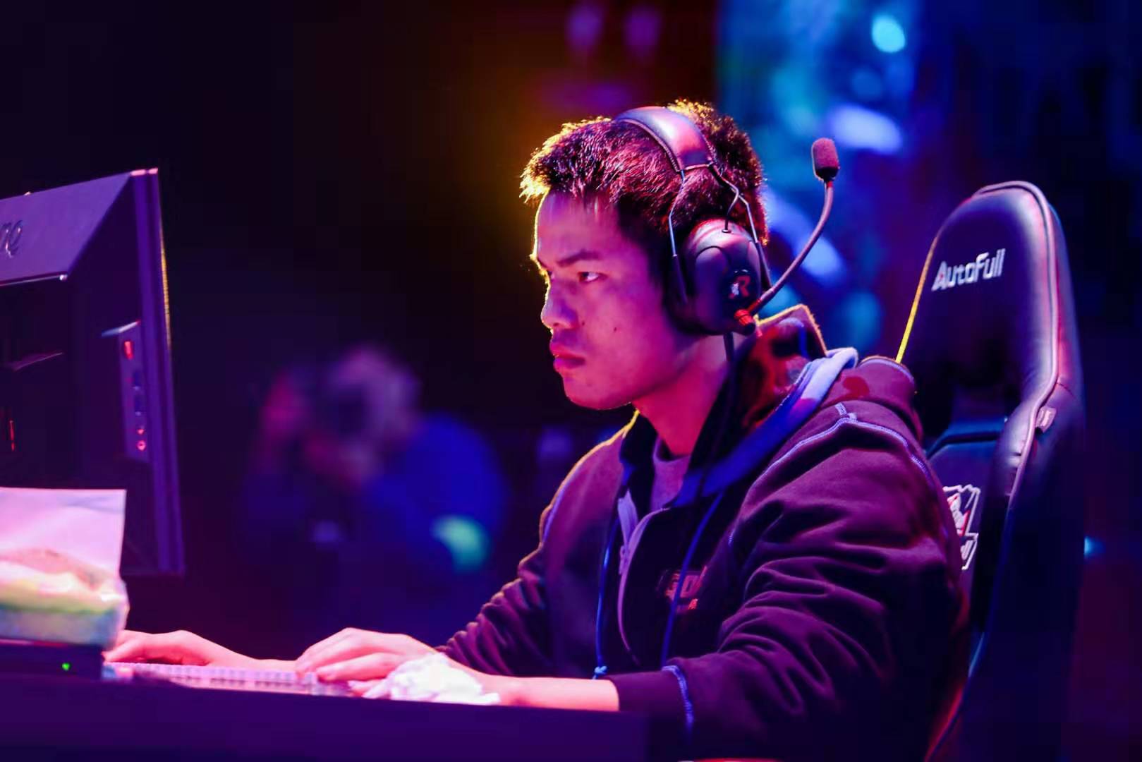 中会有怎样 中会有怎样