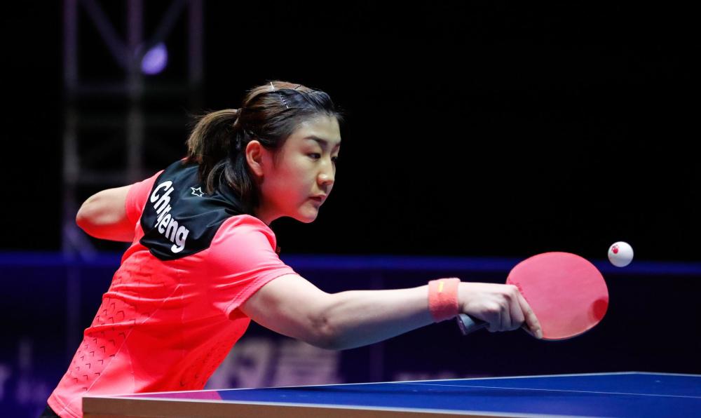 防守重心后 防守重心后